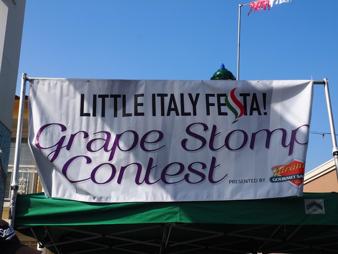 grape stomp contest sign