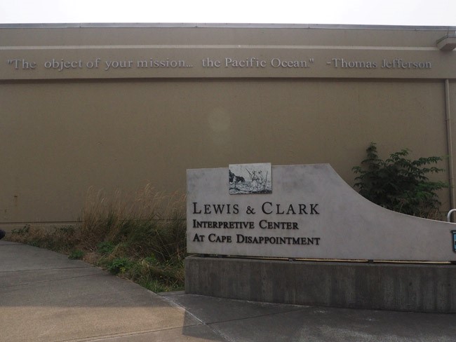 lewis and clark interpretive center